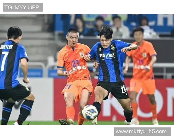 泰山队顽强追平浙江裁判VAR判罚引争议克雷桑点球成功助队逆转局势